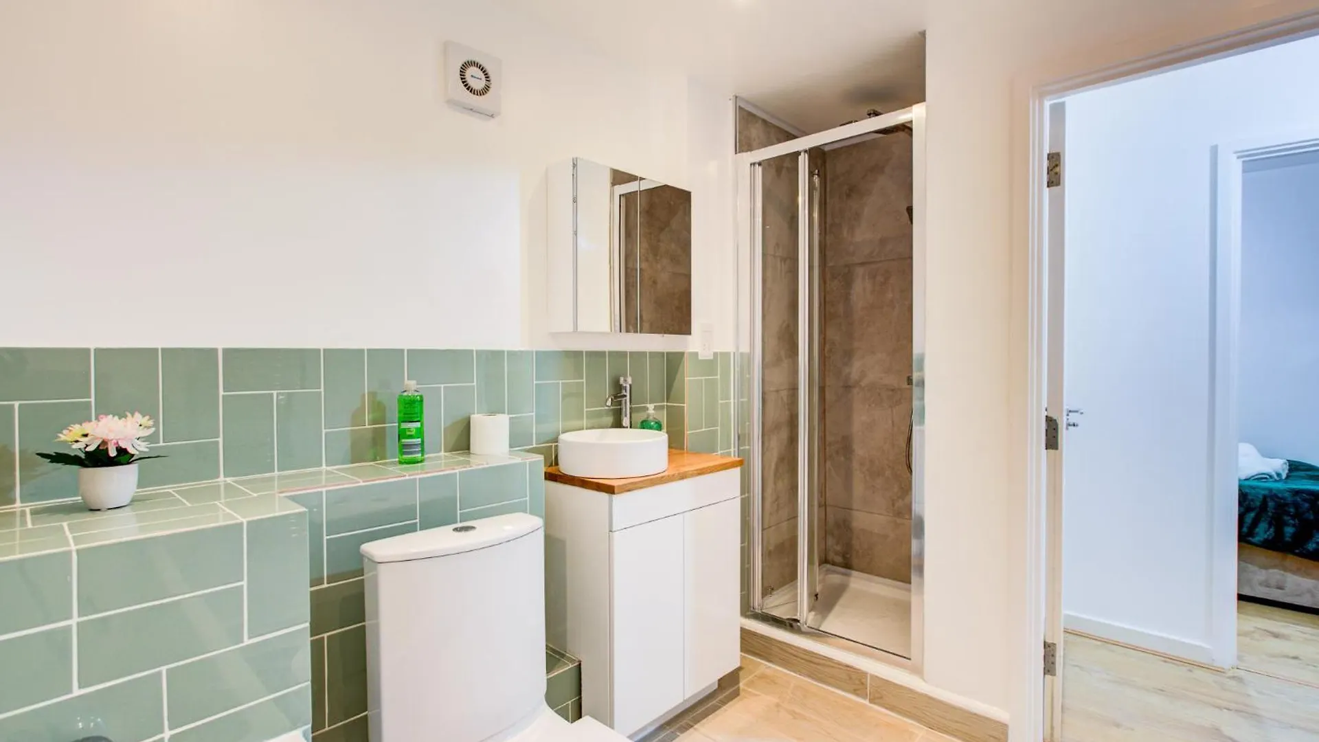 2-Bed Flat In Canary Wharf Great Location London 0*,  United Kingdom